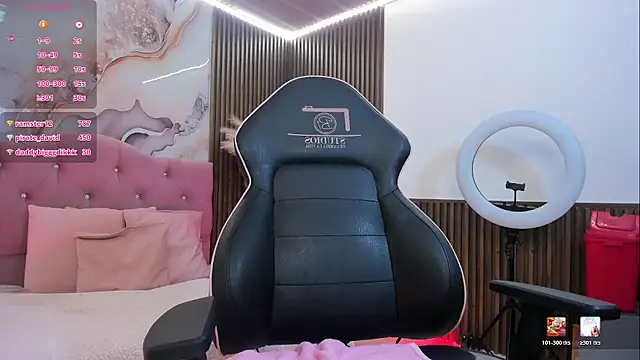 SABRIINA_TAY élő XXX-chatje