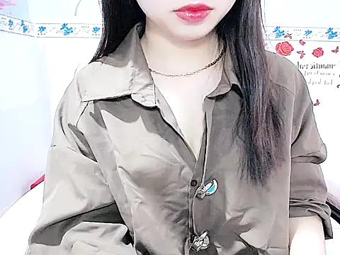 Emilysexy_cut Show Webcam