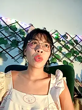 dolliette24 现场XXX聊天