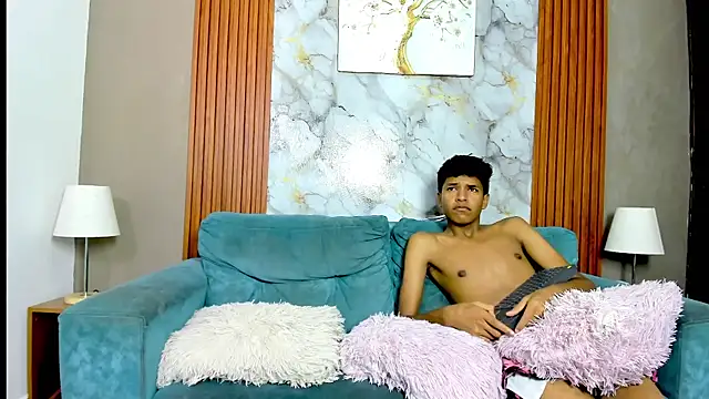 BOUL_GUYS Adlı Modelin Web Kamerası Şovu
