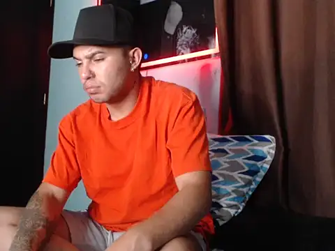 Dilan-C webcam show