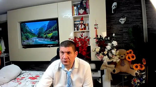 SpartacusDaddy48's Webcam Show