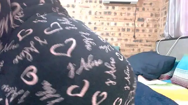 AFRICANBOOTYLICIOUSn Live XXX chat