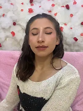 SkarletJhonson_ Adlı Modelin Canlı XXX Sohbeti