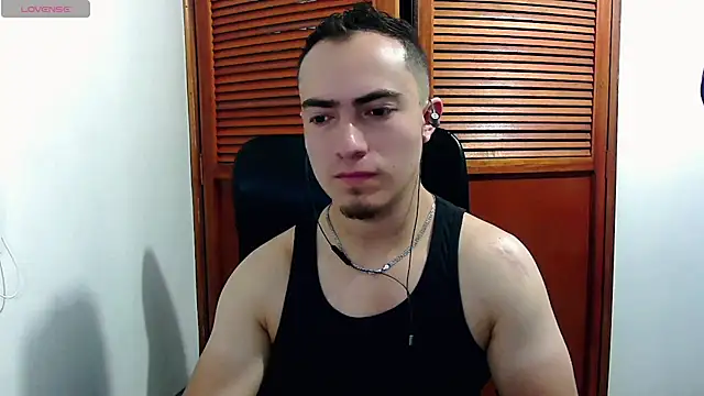 TouchDaddy4 Chat XXX live