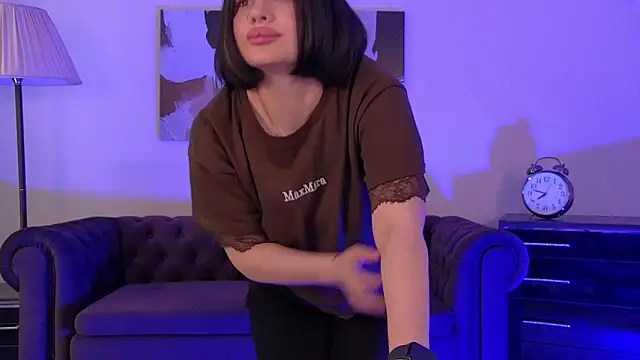 Živý XXX chat AdrianaToress