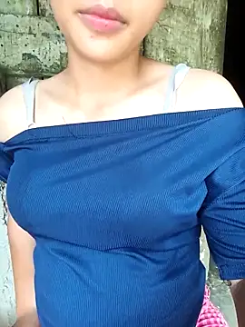 Hivi_06 Show Webcam