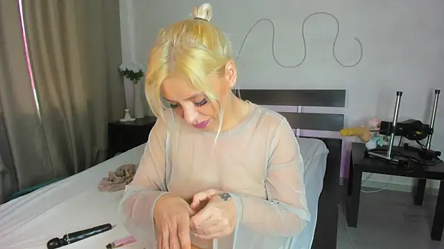 Stasy_Traiin Live XXX-Chat