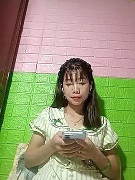 AmyLinee01 现场XXX聊天
