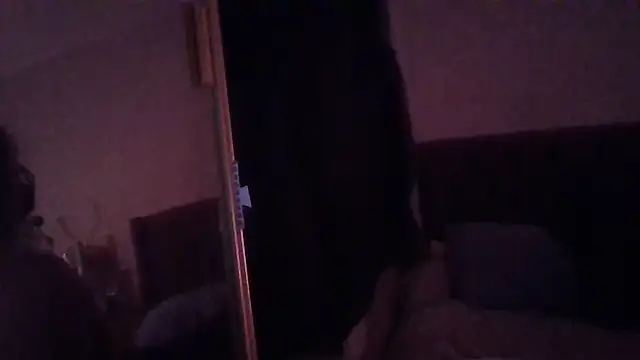 1n0nlythroat – Live XXX-chat
