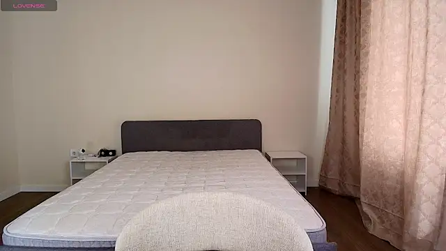 simonaaim Webcamshow