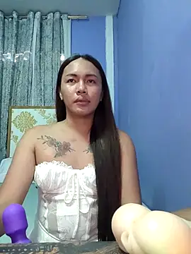 lady_kim_bonern Webbikameraesitys