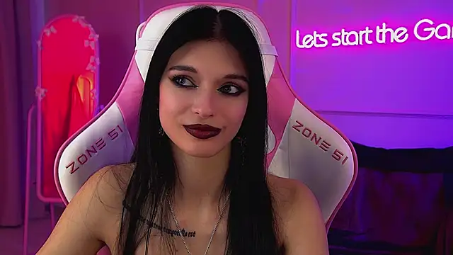 BeverlyMost লাইভ XXX চ্যাট