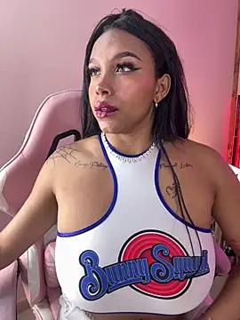 MadeleineSanez's Live XXX Chat