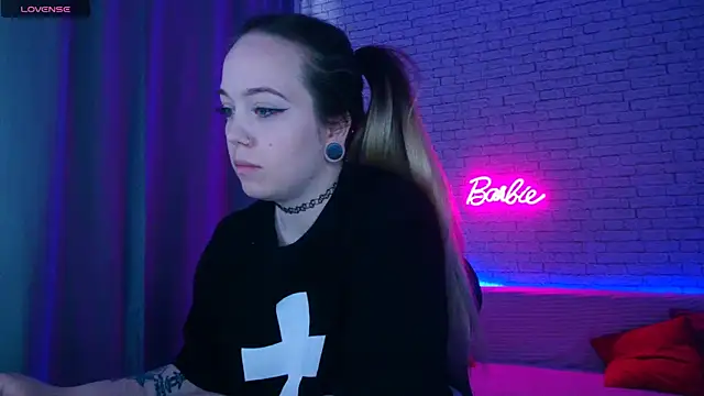 -Stacyy- Adlı Modelin Canlı XXX Sohbeti