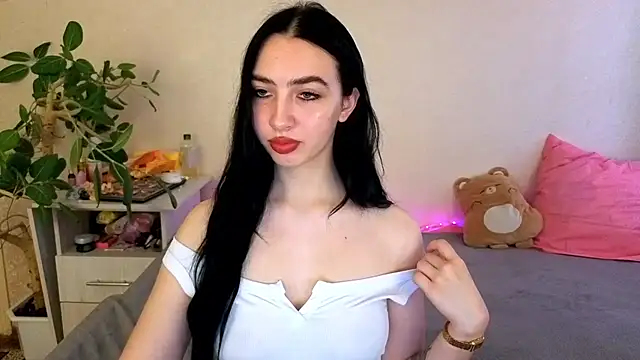 Czat XXX na żywo – WildKittenX_