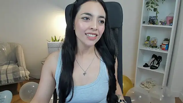 _BellaEvans_ Chat XXX in diretta