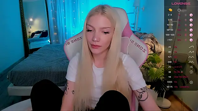 AnyaTaylor_ – Live XXX-chat