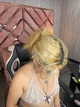 lya_nekko_ live XXX chat