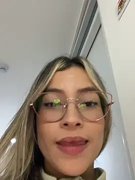 Issabela_G1's Live XXX Chat