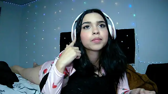 Luna_Velvet7's Live XXX Chat