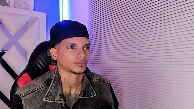 kai_storm77n Webbikameraesitys