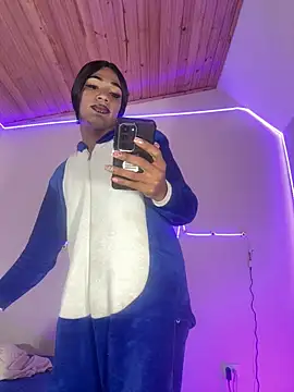 violeta_E_n Webbikameraesitys