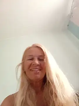 Show de ViktoriaSexi1 na webcam