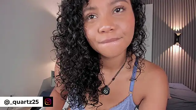 Zafiiraa 现场XXX聊天