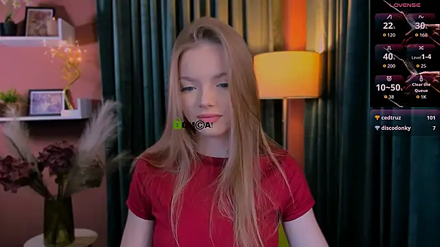Онлайн чат XXX maddy_moah