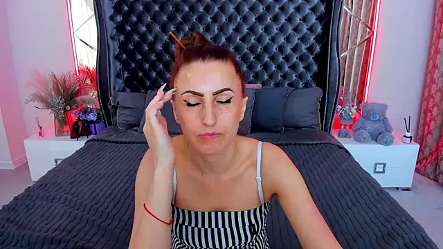 Rebecca_Diamond Show Webcam