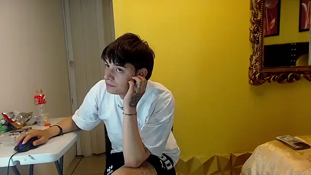 Chat +18 de luckk_ ao vivo