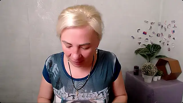 Chat XXX en directo de EmmaCat_