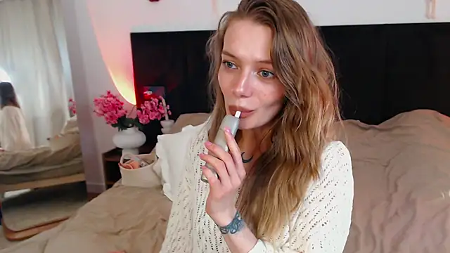 LunaticaBae Chat XXX in diretta
