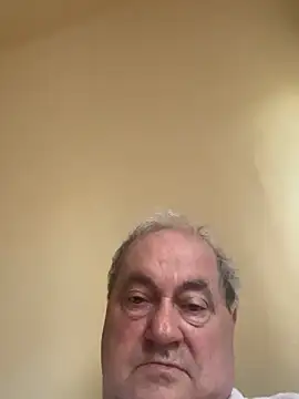 Онлайн чат XXX csikar