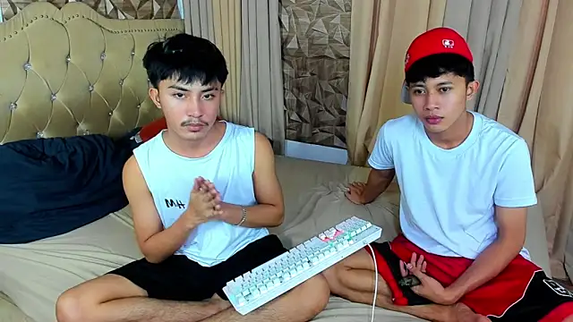 roberthugecock Webcam show