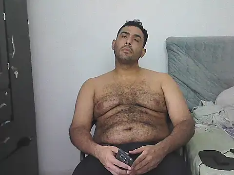 IronSideBear's Live XXX Chat