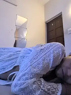 sexysilmy Adlı Modelin Web Kamerası Şovu