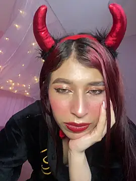 adriscute Adlı Modelin Canlı XXX Sohbeti