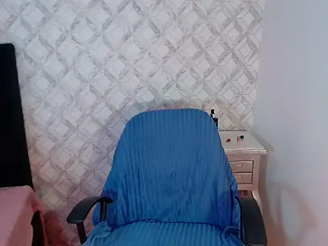 Emma-Wilson Chat XXX in diretta
