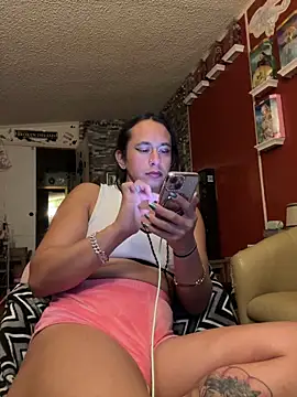 TranSexualJade95 élő XXX-chatje