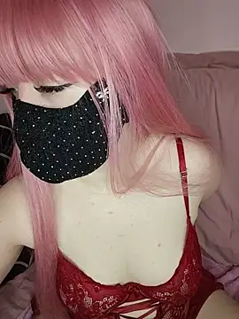 Cutie_Suzie: онлайн-секс-чат