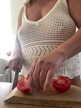 Kamillaone Live XXX Chat
