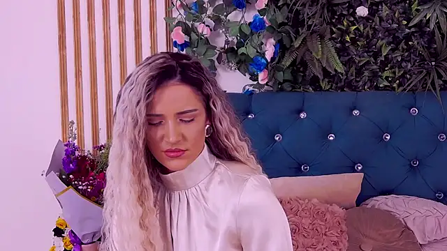 Czat XXX na żywo – CherryMuse_