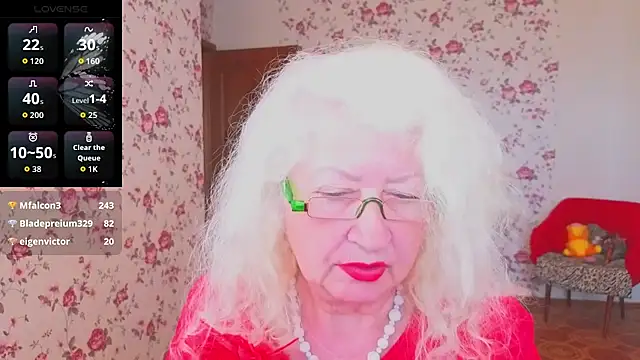 Chat +18 de Maya_Mayflower ao vivo