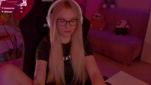 LilKittyX's Live XXX Chat
