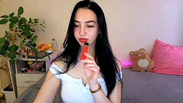 WildKittenX_ লাইভ XXX চ্যাট