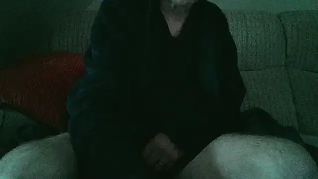 mr_english50: διαδικτυακό σόου στην κάμερα