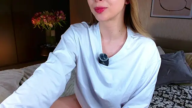 mynameloveeeeee Chat XXX in diretta