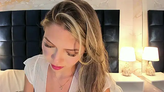 EmmaJhoons – Live XXX-chat